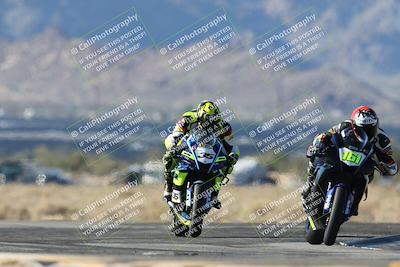 media/Dec-07-2025-CVMA (Sun) [[3e7d2de5dc]]/Race 1-Formula Superbike-Supersport Open (Holeshot)/